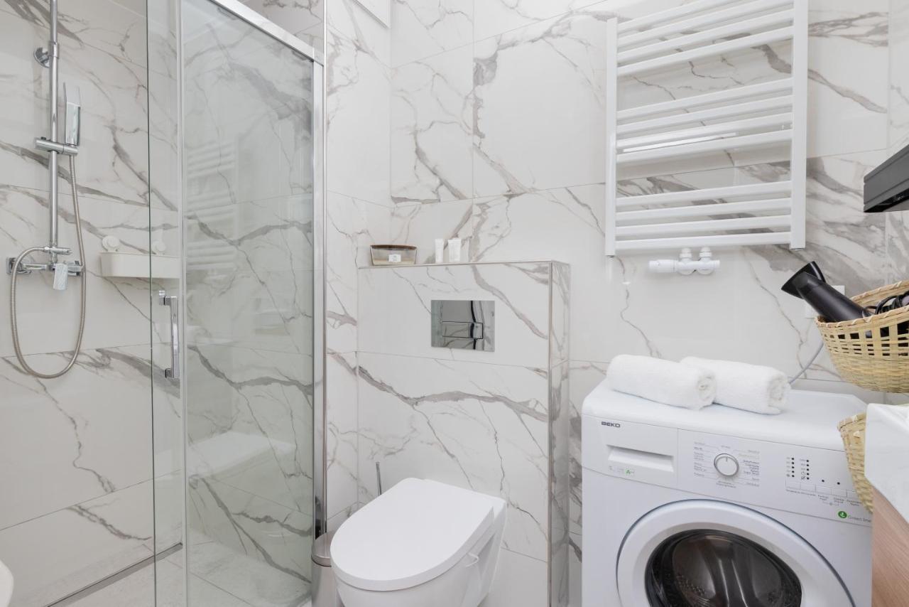 Tarasy Baltyku Apartments & Parking & Balcony By Noclegi Renters Gdansk Dış mekan fotoğraf