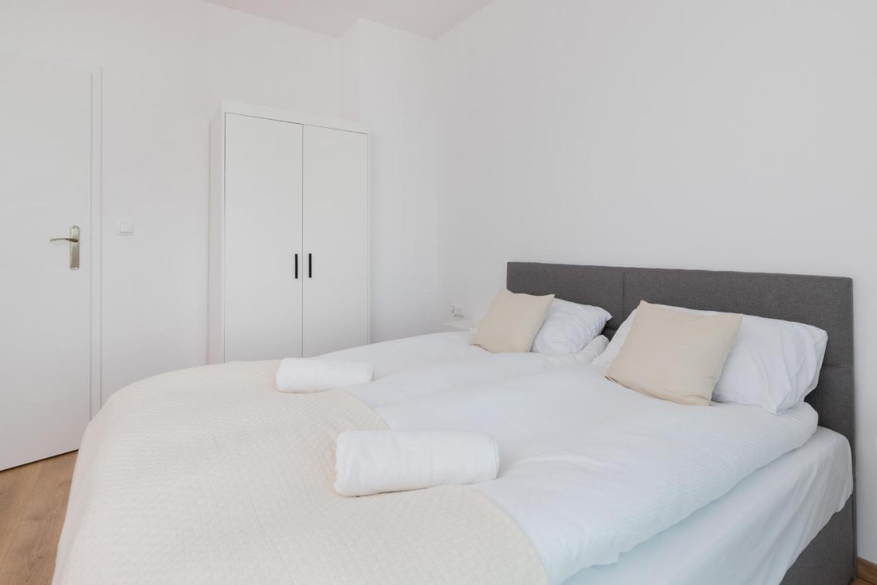 Tarasy Baltyku Apartments & Parking & Balcony By Noclegi Renters Gdansk Dış mekan fotoğraf